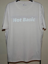 Afbeelding in Gallery-weergave laden, Not Basic Unisex Tee
